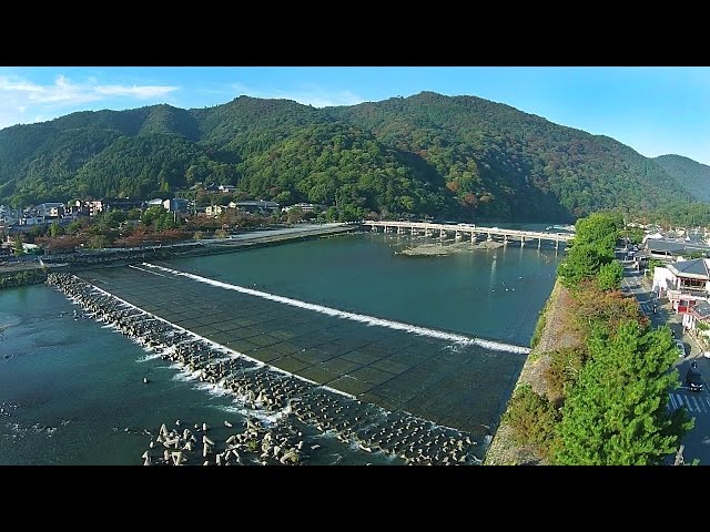 Kyoto Arashiyama ドローン 京都 嵐山 渡月橋　マルチコプター空撮 / 京都いいとこ動画